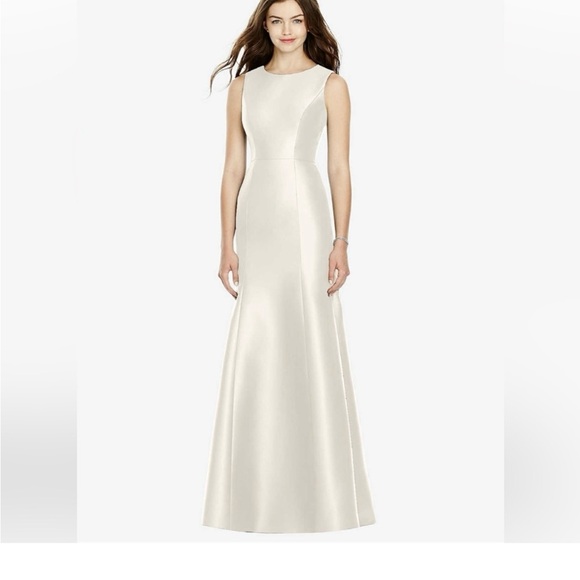 Dessy Collection Dresses & Skirts - Dessy Collection Bella Bridesmaids Ivory Maxi Dress High Neck BB106